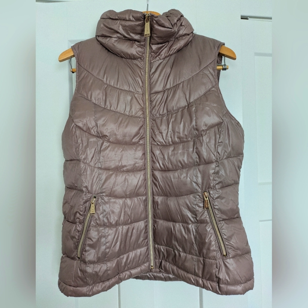 Quilted Sleeveless Puffer Vest